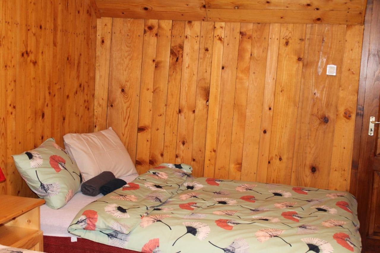 Patakvoelgye Vendeghaz Villa Izvoare  Bagian luar foto