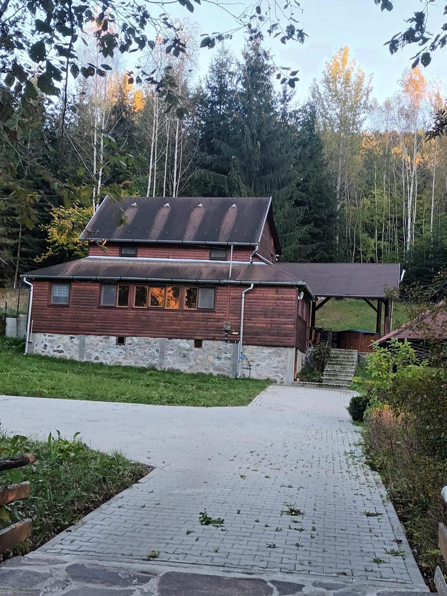Patakvoelgye Vendeghaz Villa Izvoare  Bagian luar foto
